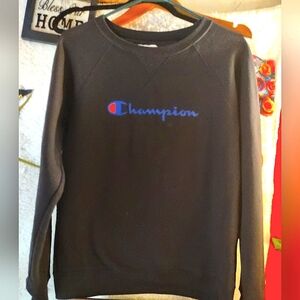Champion Men's Black Crewneck Sweater